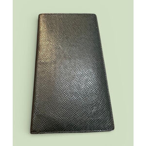 Louis Vuitton Green Taiga Leather Long Wallet